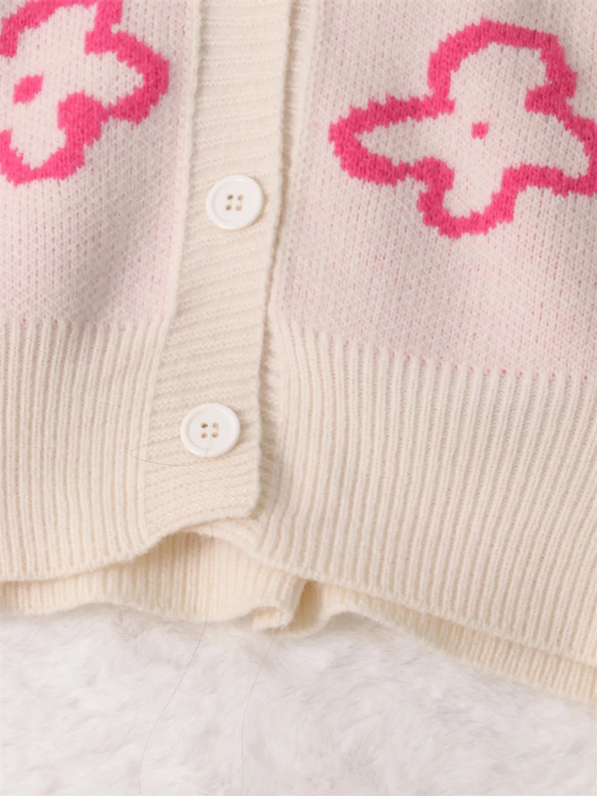 Megan blommig cardigan