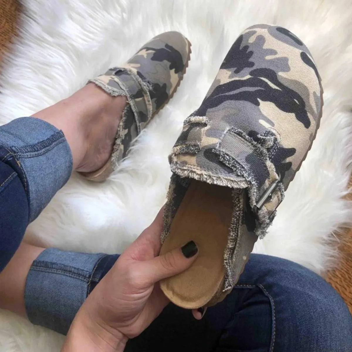 Evangelina loafers i läderlook, grön kamouflage