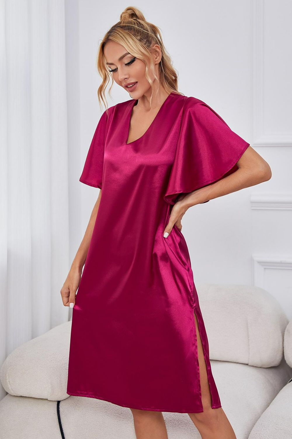 Wendy nattlinne med volanger, cerise
