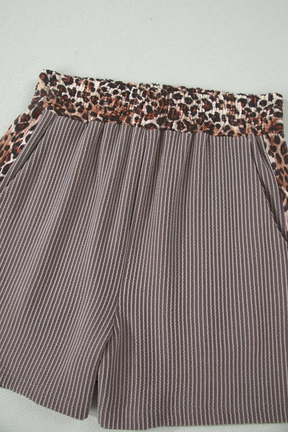 Nika set med leopardkanter