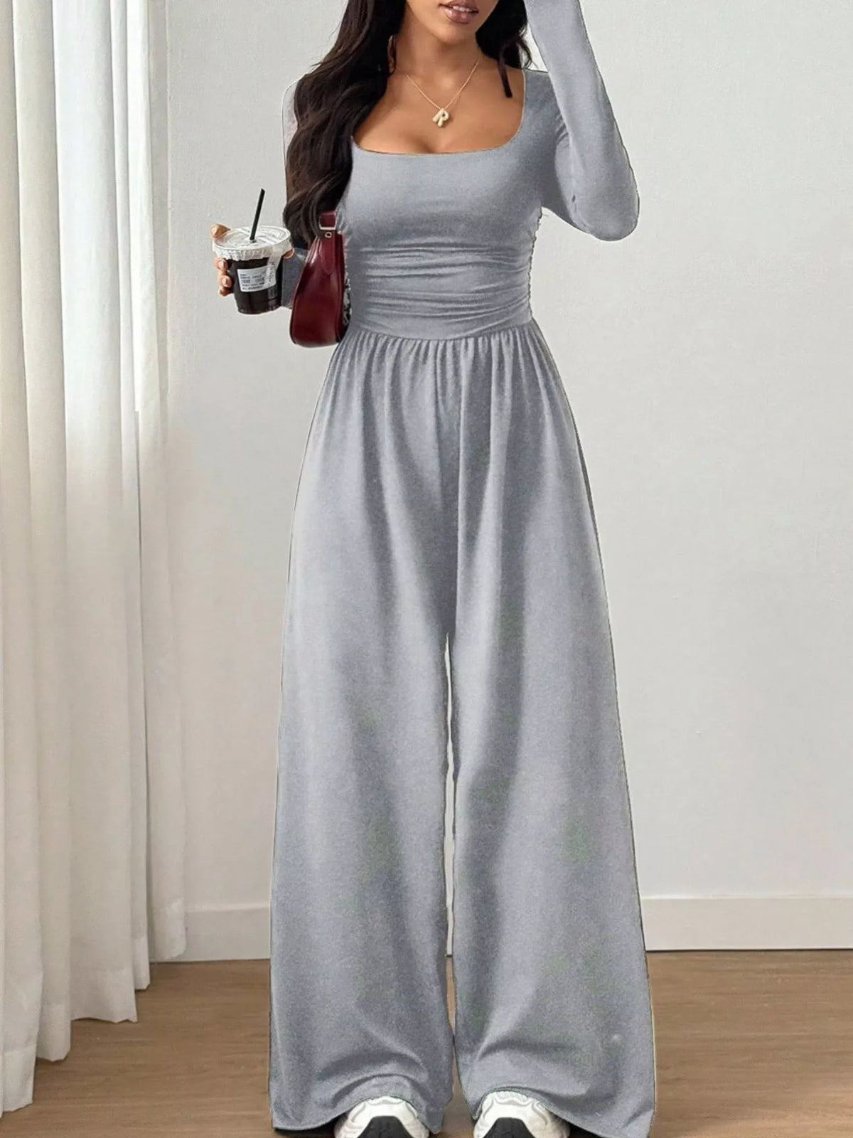 Jelena jumpsuit med fyrkantig ringning, ljusgrå