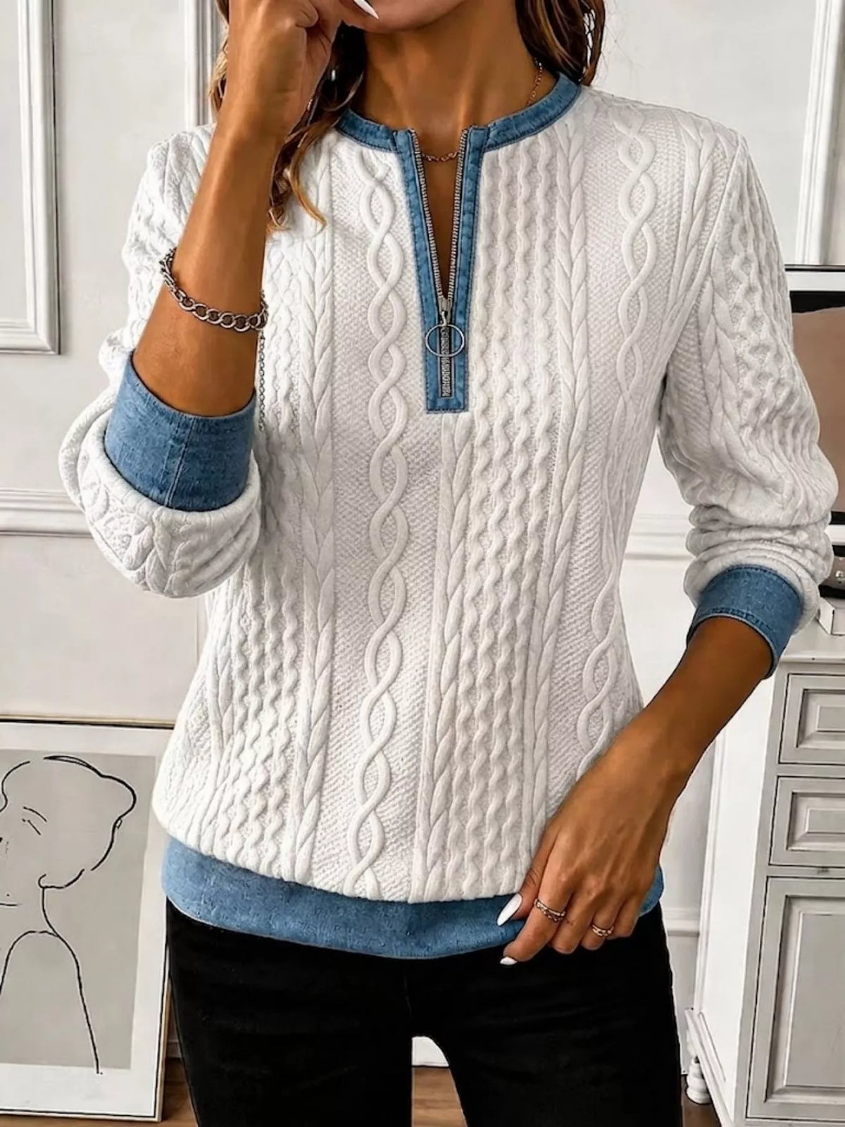 Erika kabelstickad sweatshirt, ljusgrå