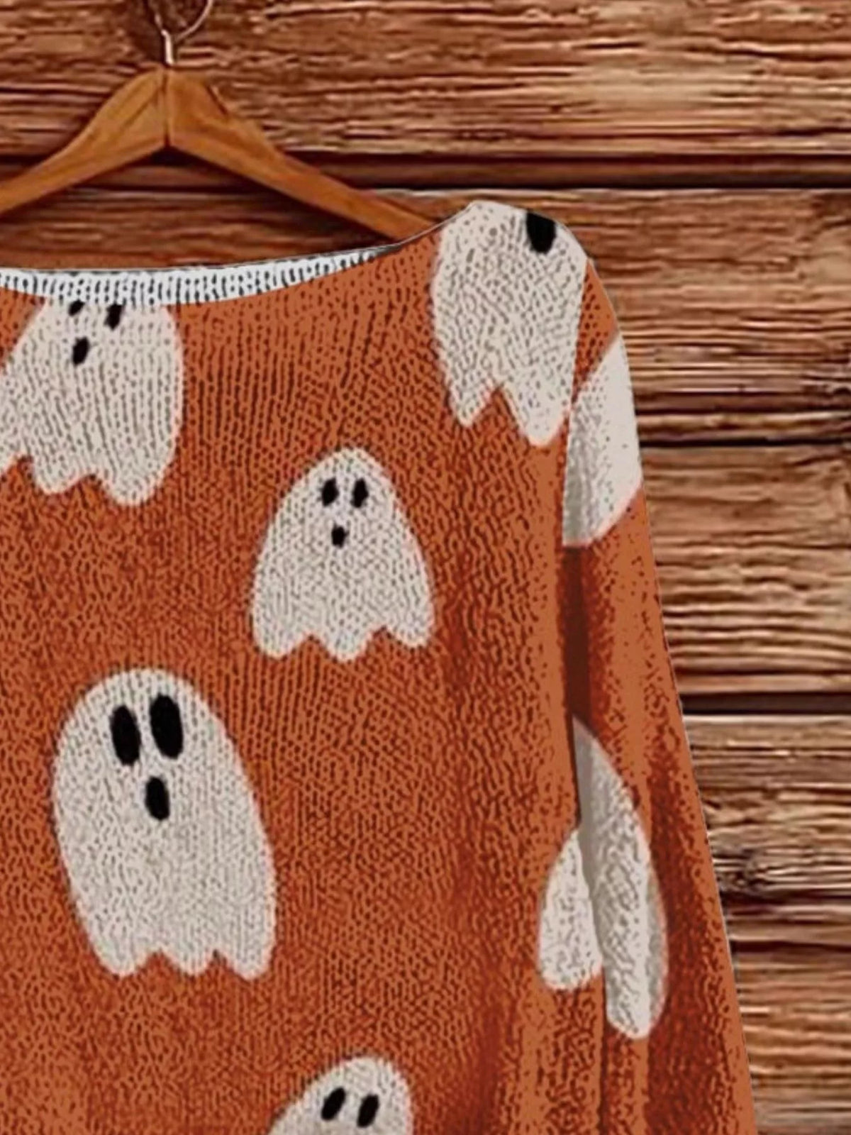 Åsne tröja med halloweenmotiv
