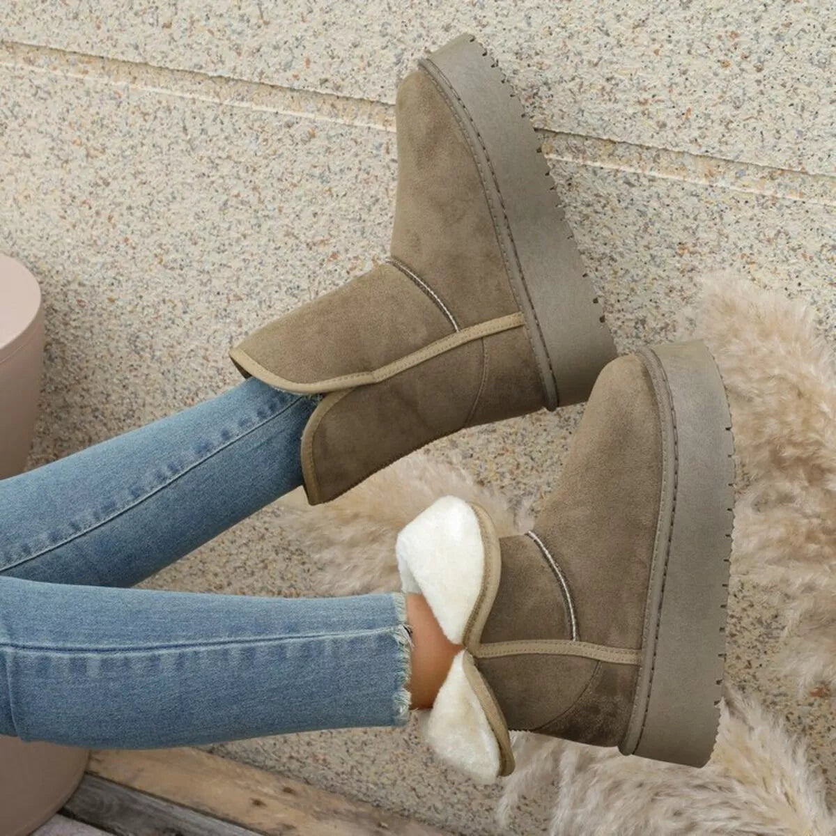 Estelle boots i läderlook