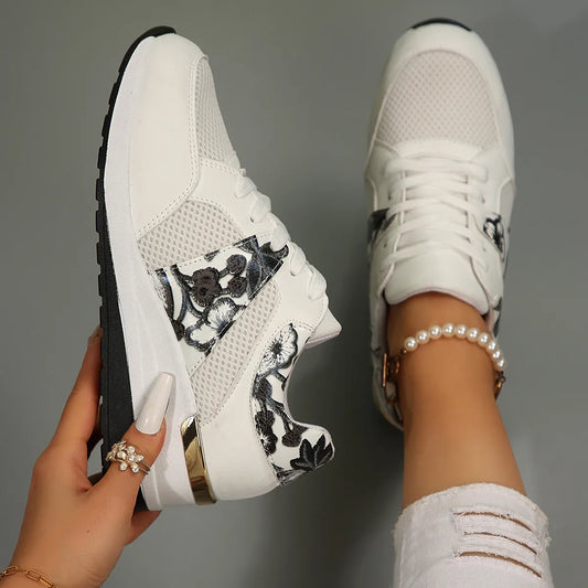 Melody sneakers med kilklack, vit