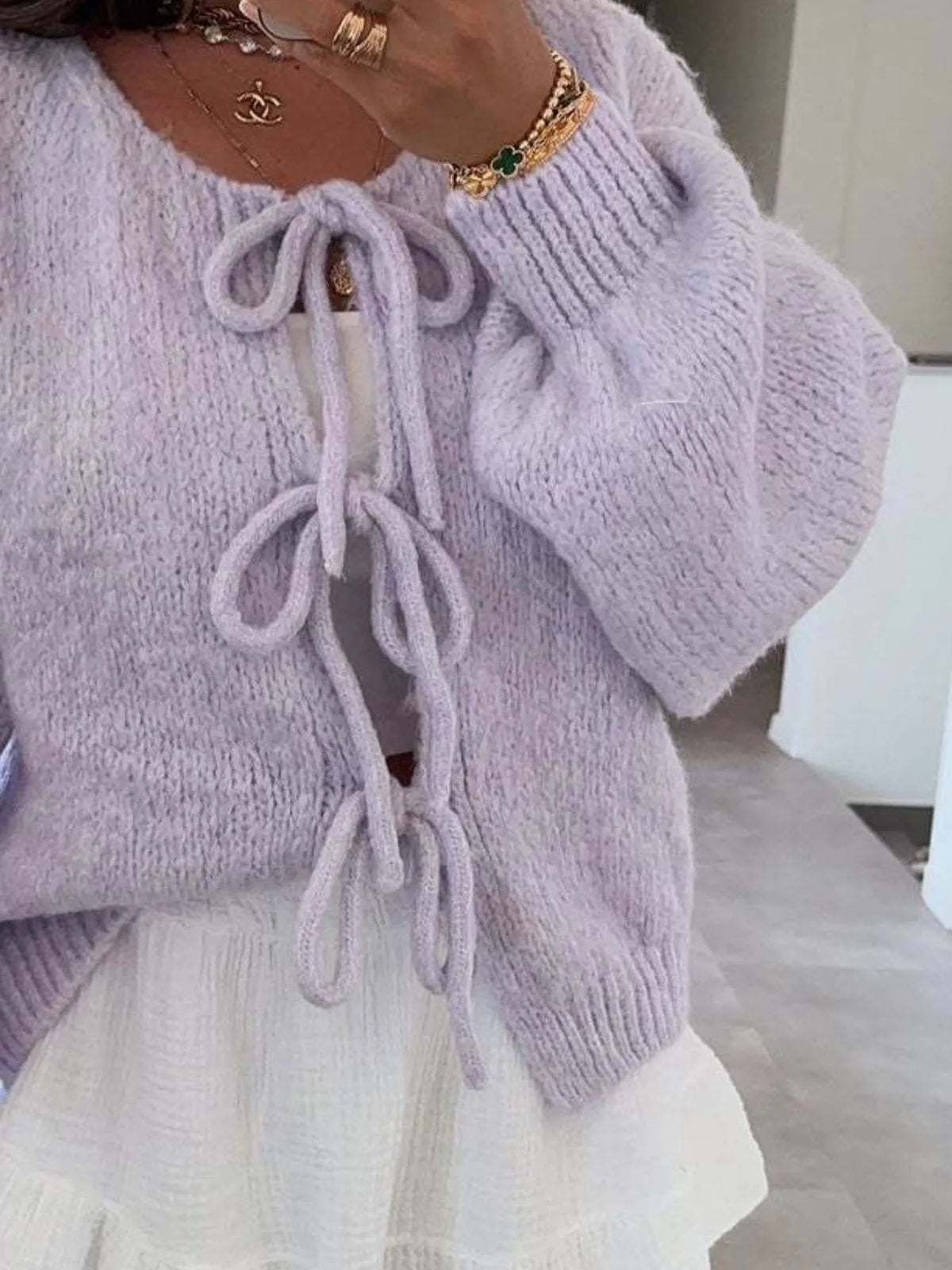Kinga cardigan med rosett