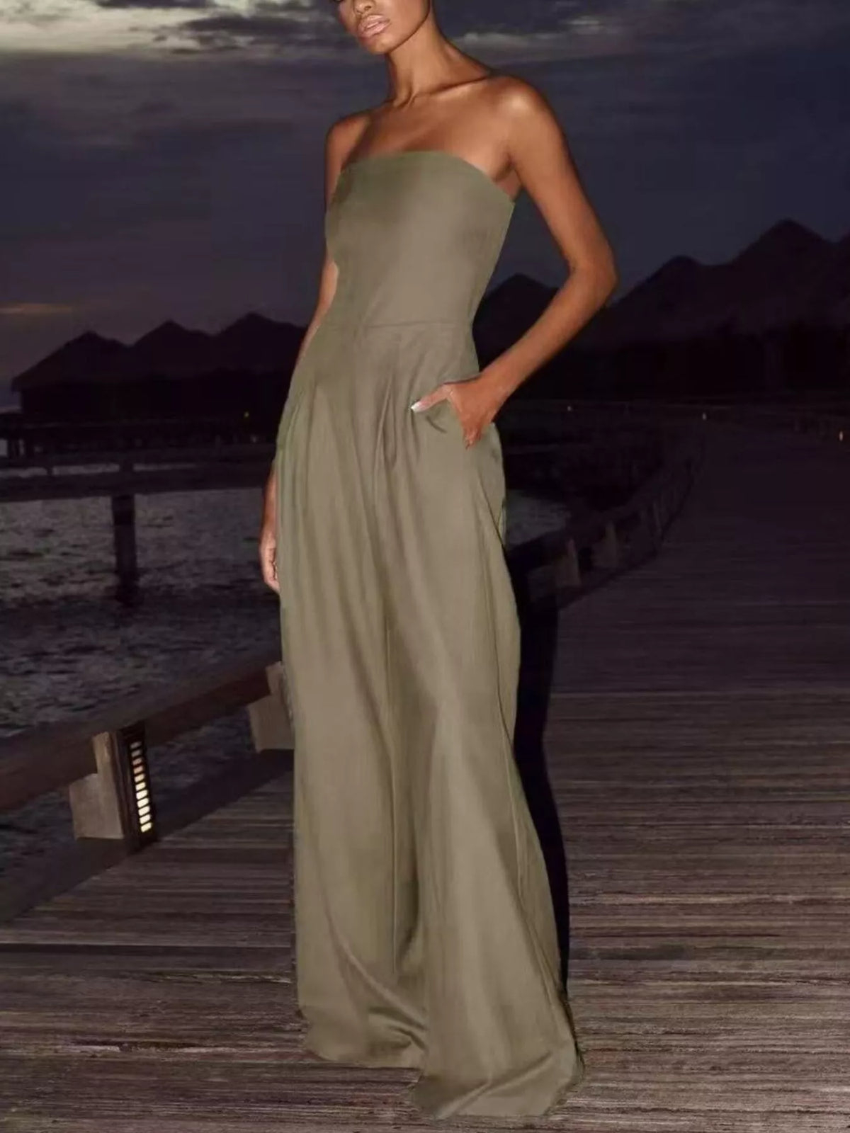 Donna axelbandslös jumpsuit, khaki