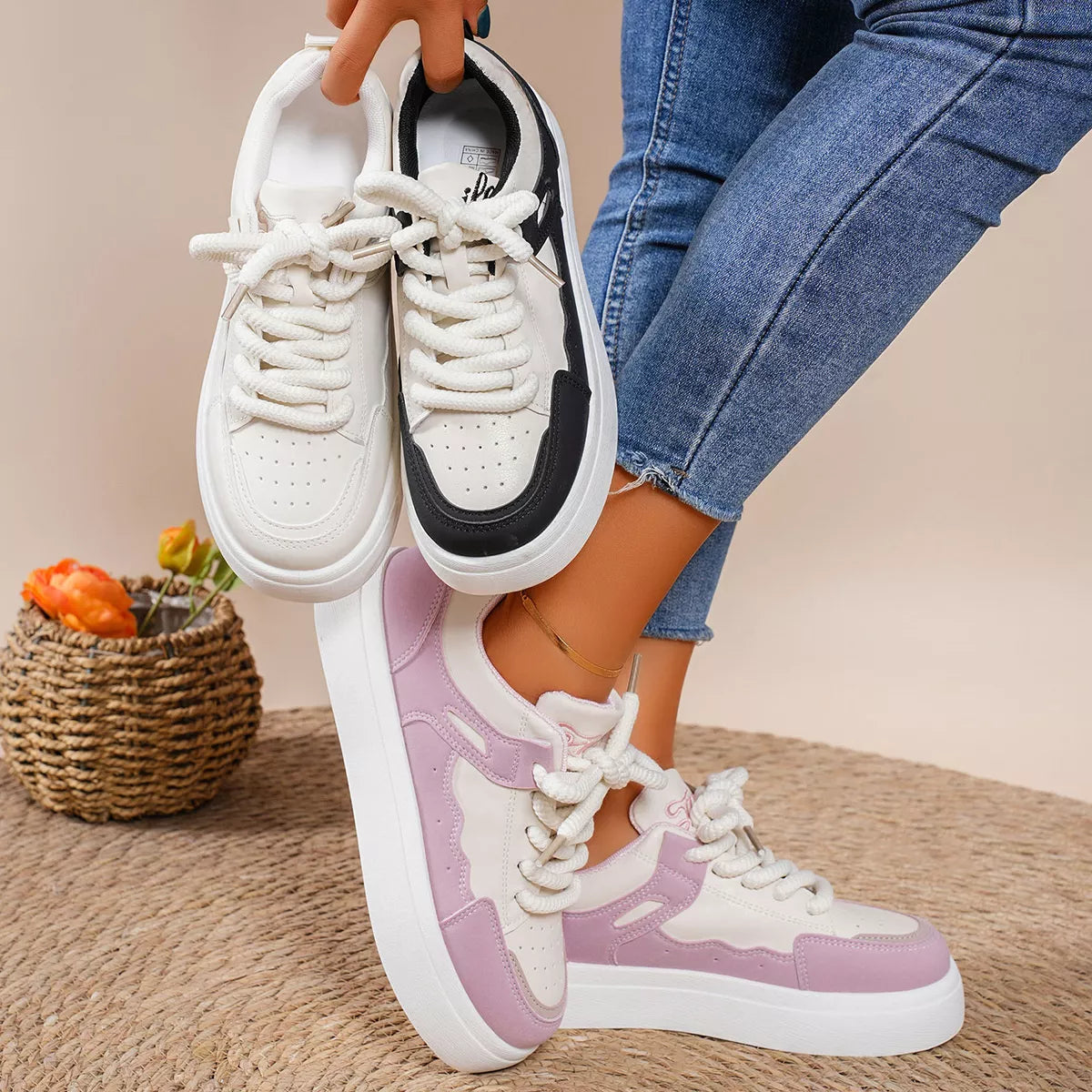 Rafaela sneakers i läderlook