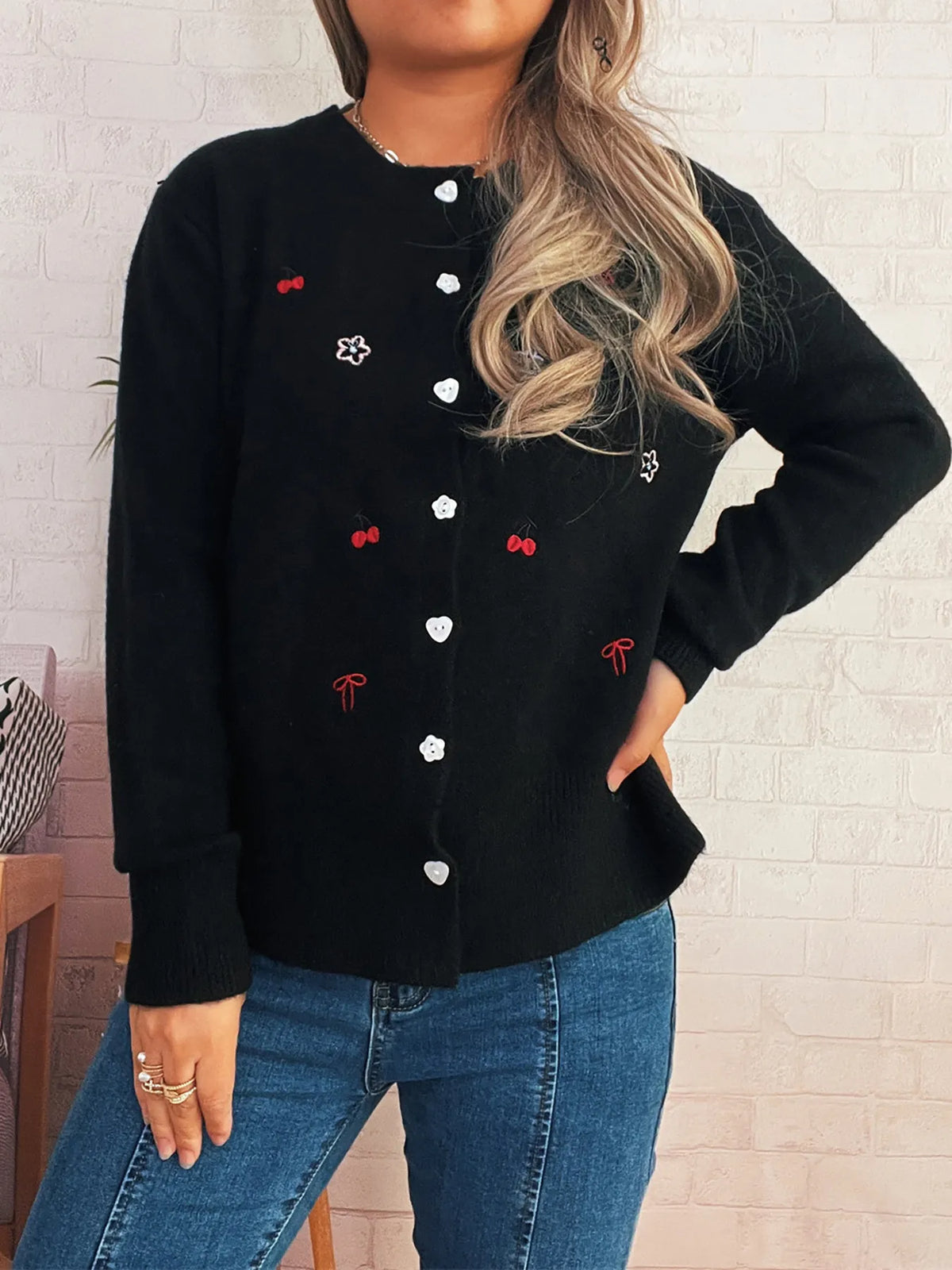 Angie ribbstickad cardigan, svart