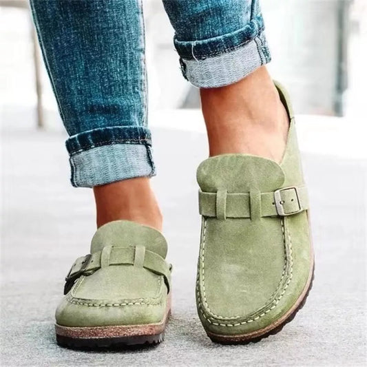 Henna platta slip-ons, grön