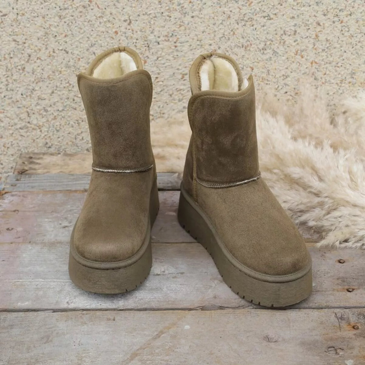 Estelle boots i läderlook, grön
