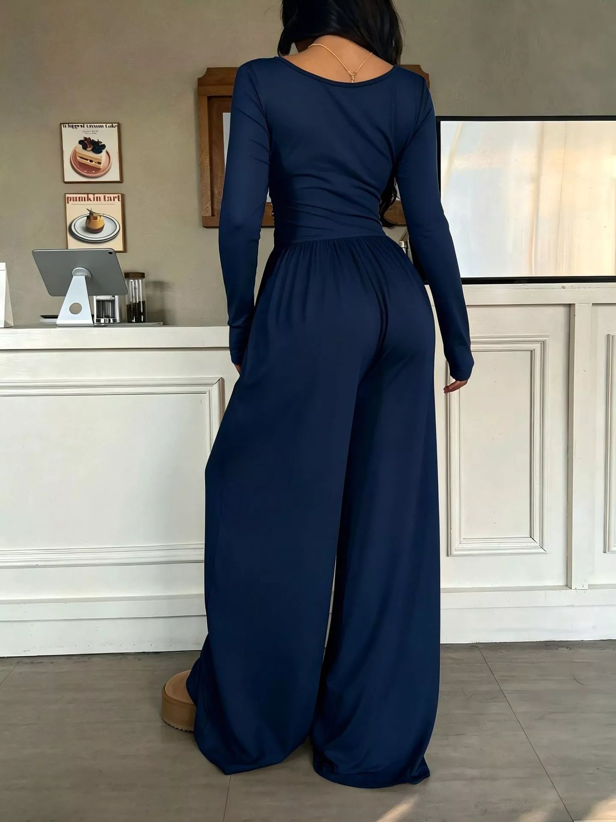 Jelena jumpsuit med fyrkantig ringning