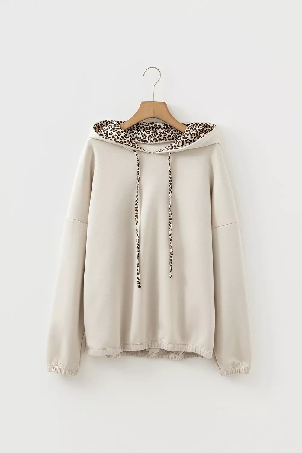 Brynja leopardmönstrad hoodie