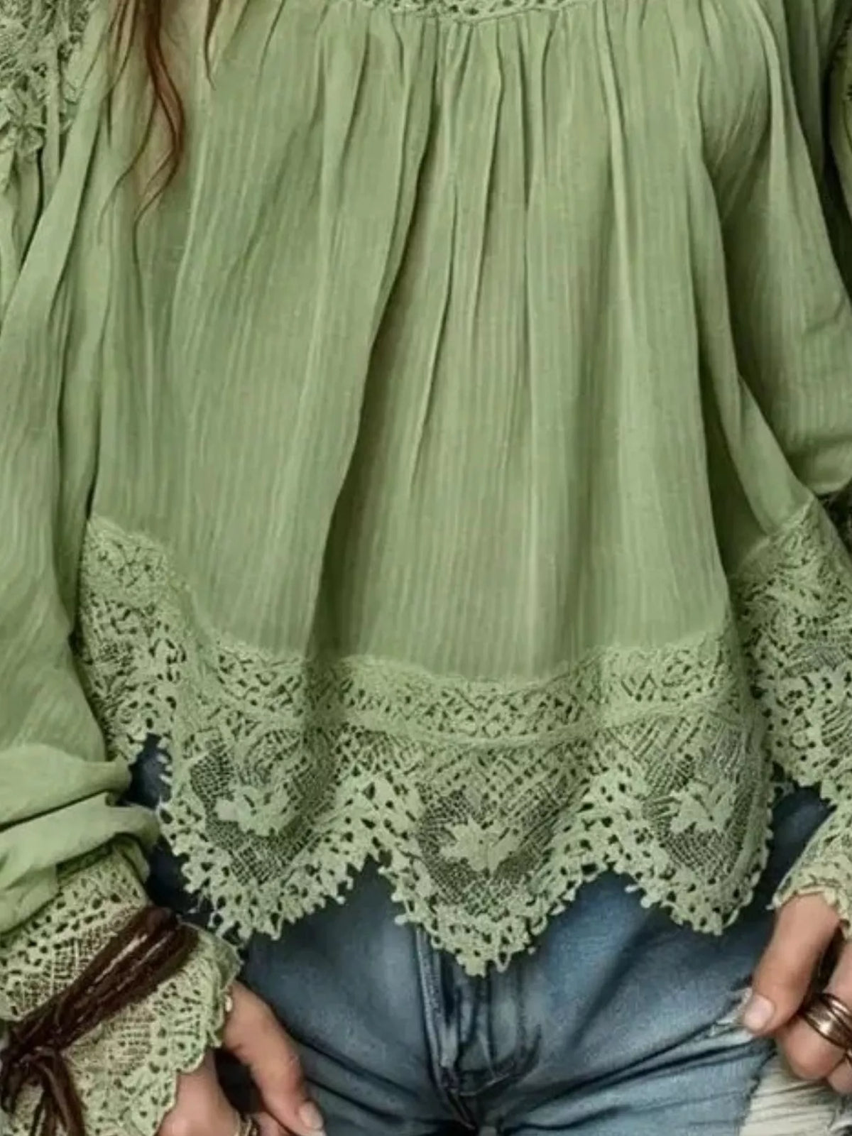 Alicia off-shoulder blus